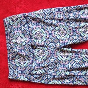 Shosho Multi-Colored Polyester/Spandex Leggings Women's Size Large (L)